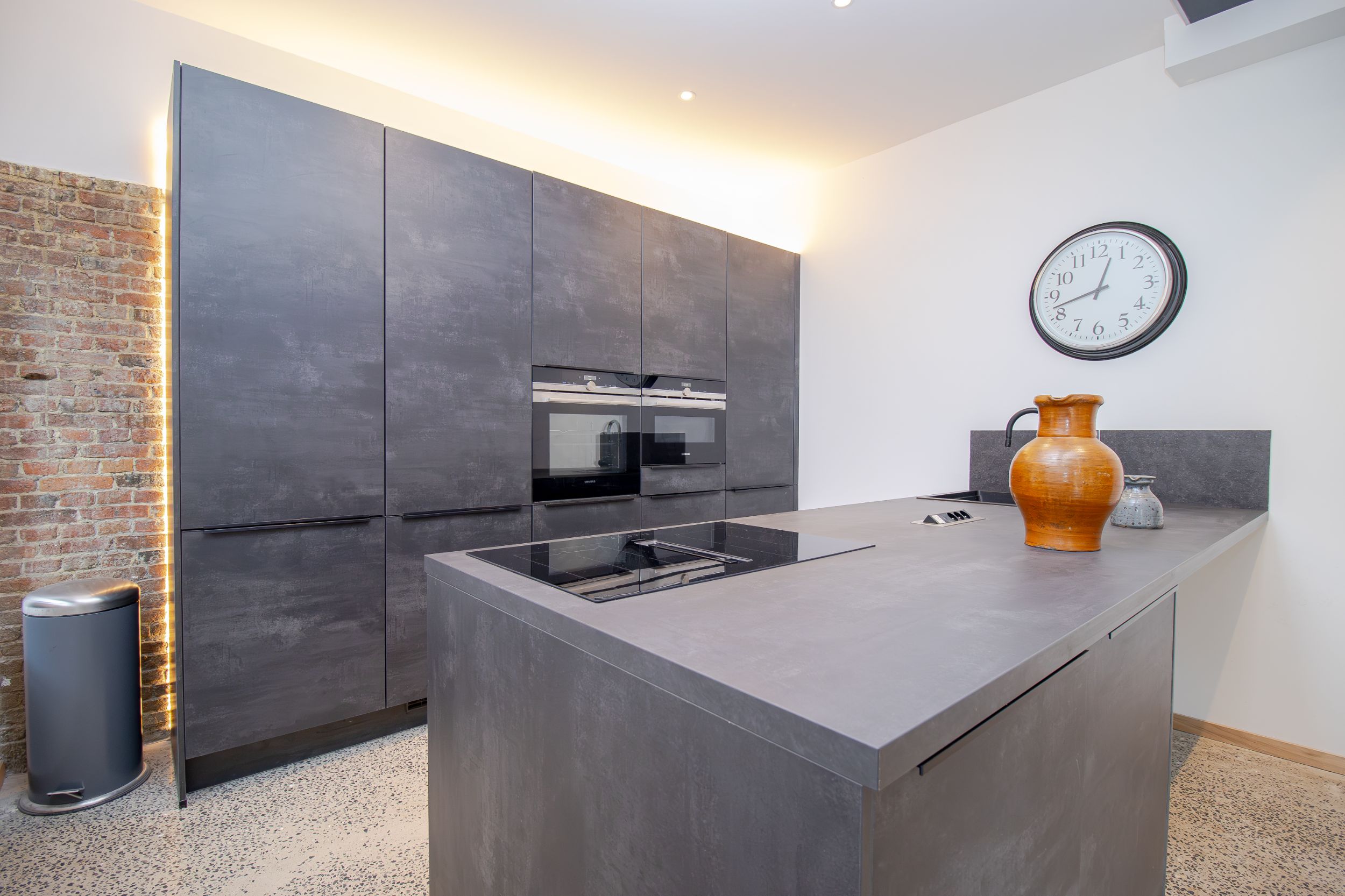 Kitchen 5 (1 of 1)